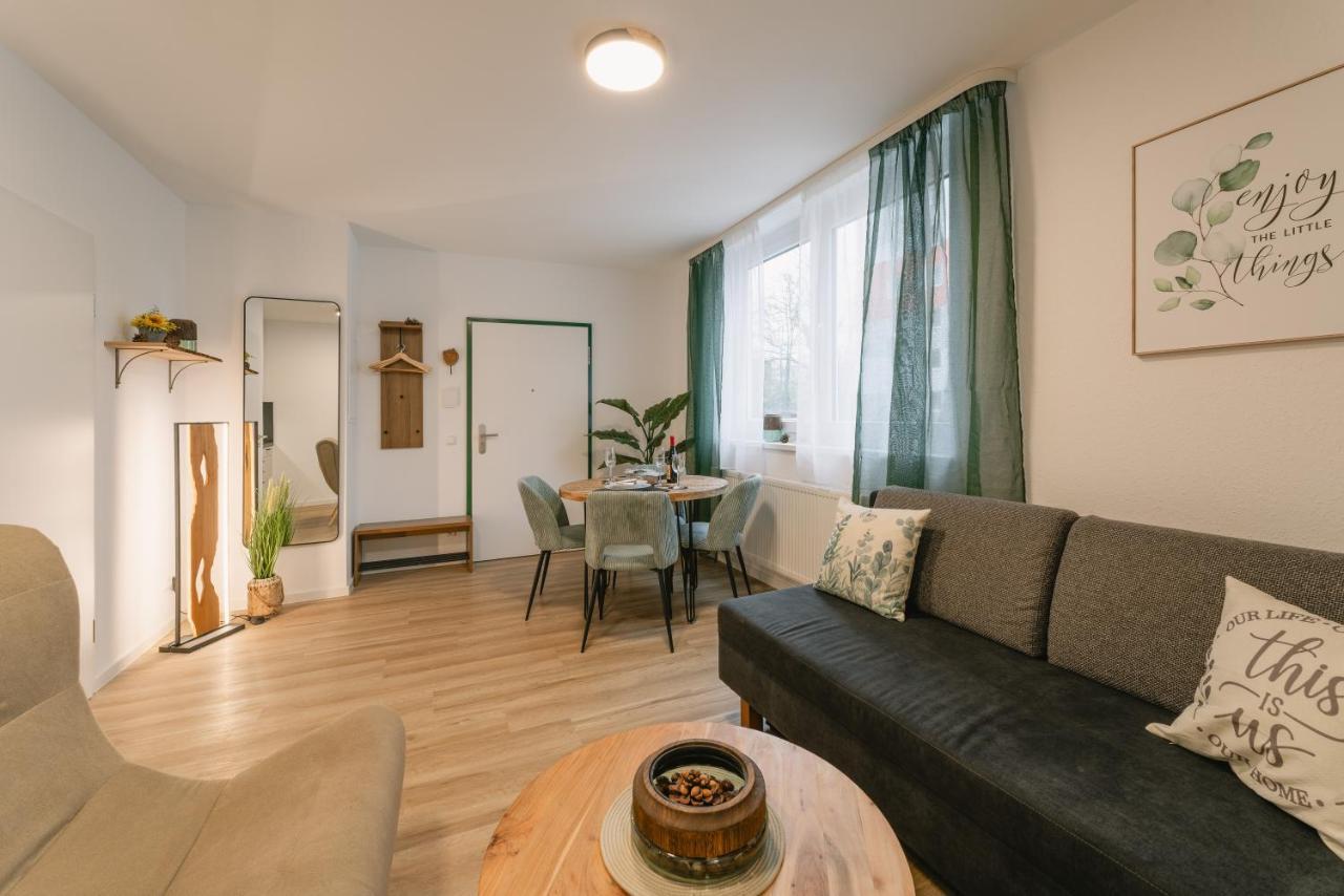 Apartment 2-zimmer Themen-apartment Im Zentrum, Naehe Oper *
